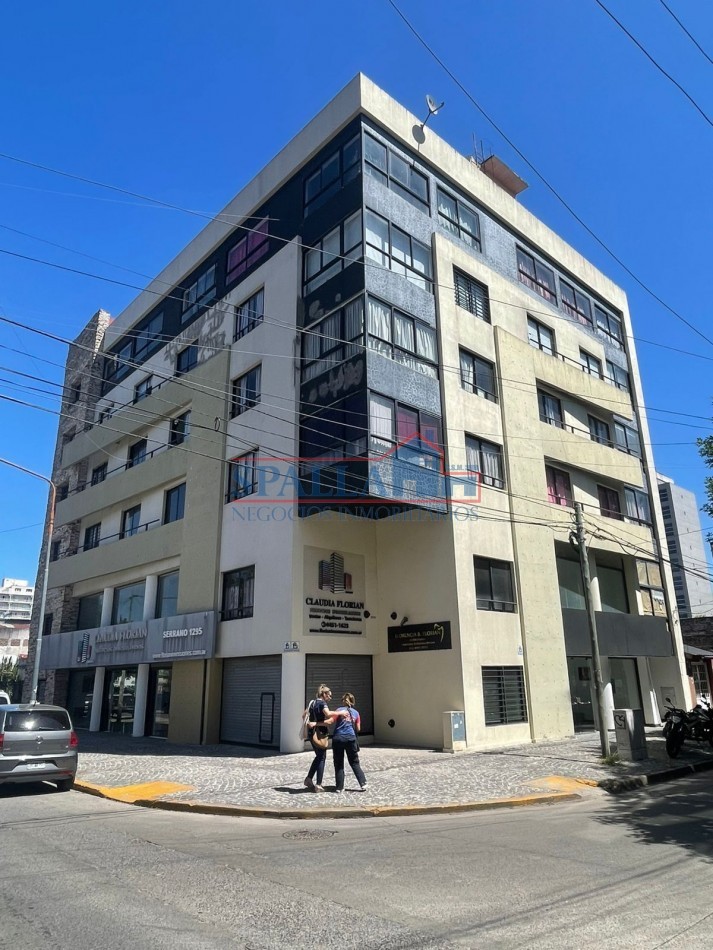VENTA DEPARTAMENTO DOS AMBIENTES EN SAN MIGUEL CENTRO CON RENTA - APTO PROFESIONAL Y RESIDENCIAL