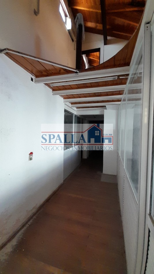 VENTA CASA QUINTA CON TINGLADO CERRADO EN PILAR, MULTIPLES USOS - OPORTUNIDAD 