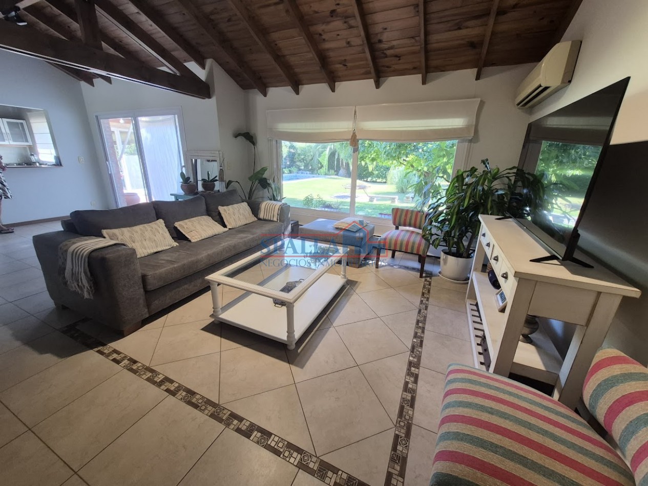 VENTA CASA 3 AMBIENTES EN LOMAS DE FATIMA MANZANARES PILAR