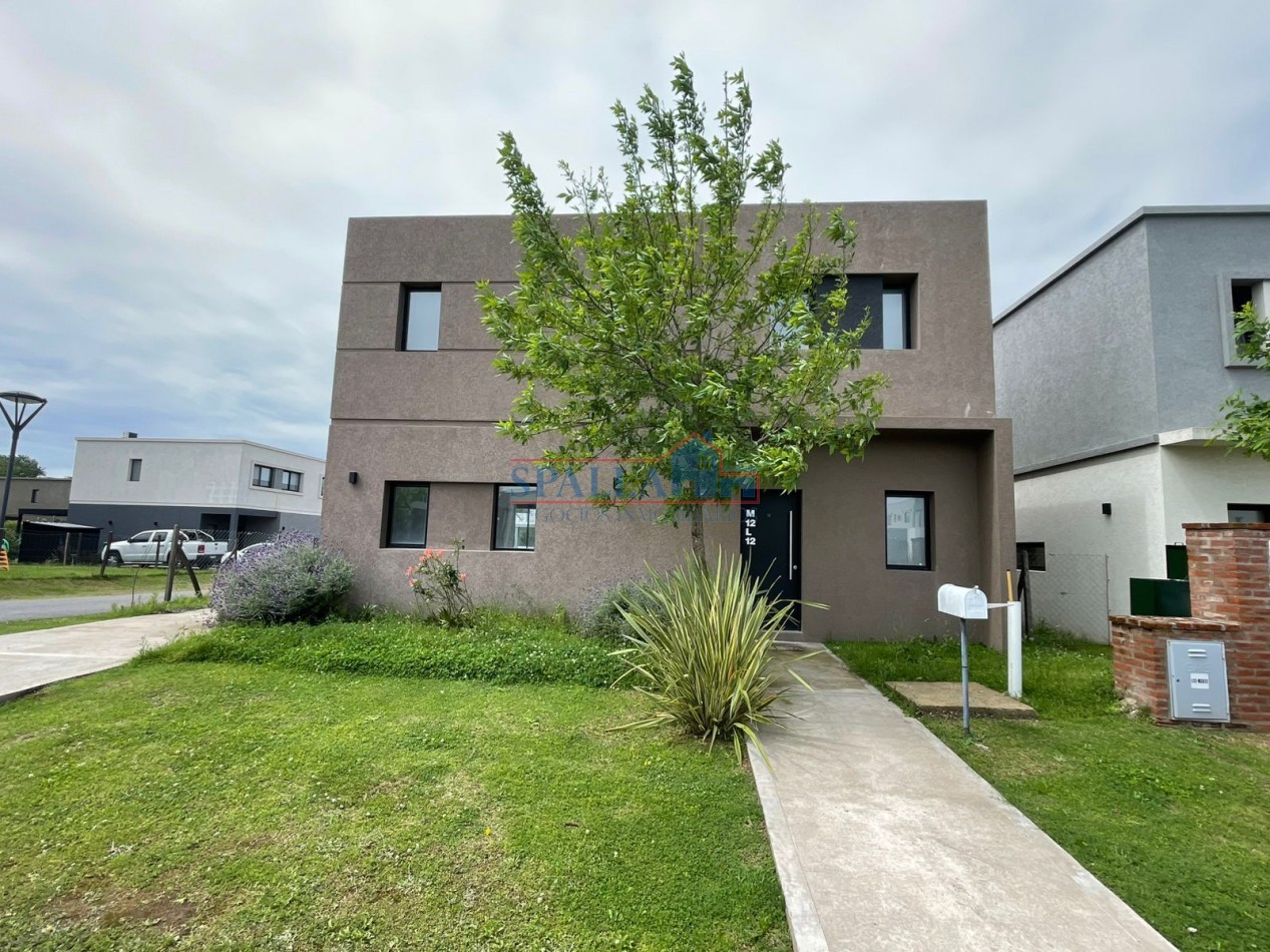 ALQUILER CASA 4  AMBIENTES CON PILETA BARRIO EL ALJIBE PILAR