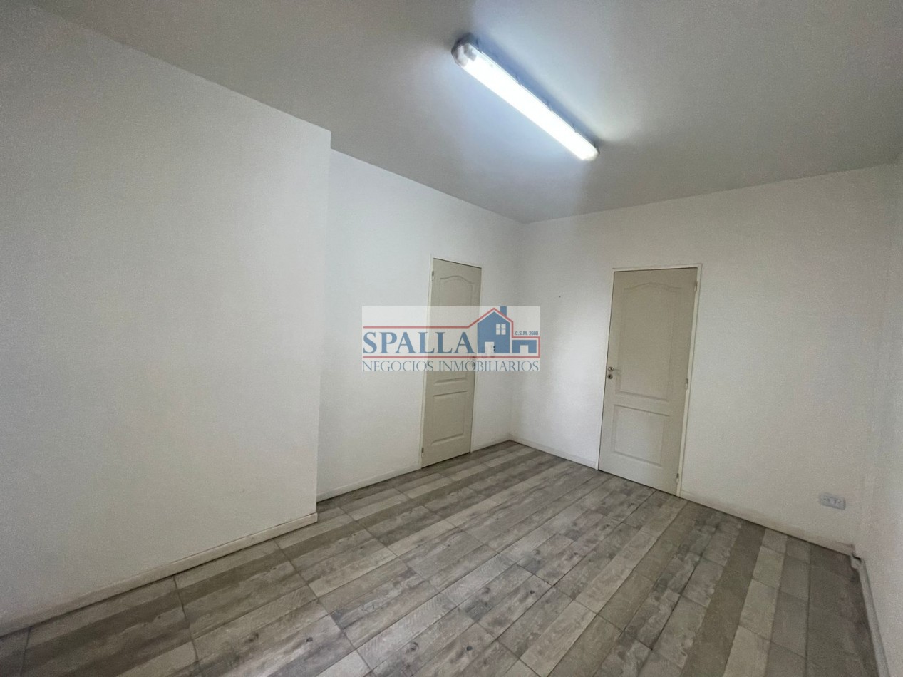 VENTA OFICINA / CONSULTORIO 3 AMBIENTES CON COCHERA COMPLEJO VERDI 57 PILAR