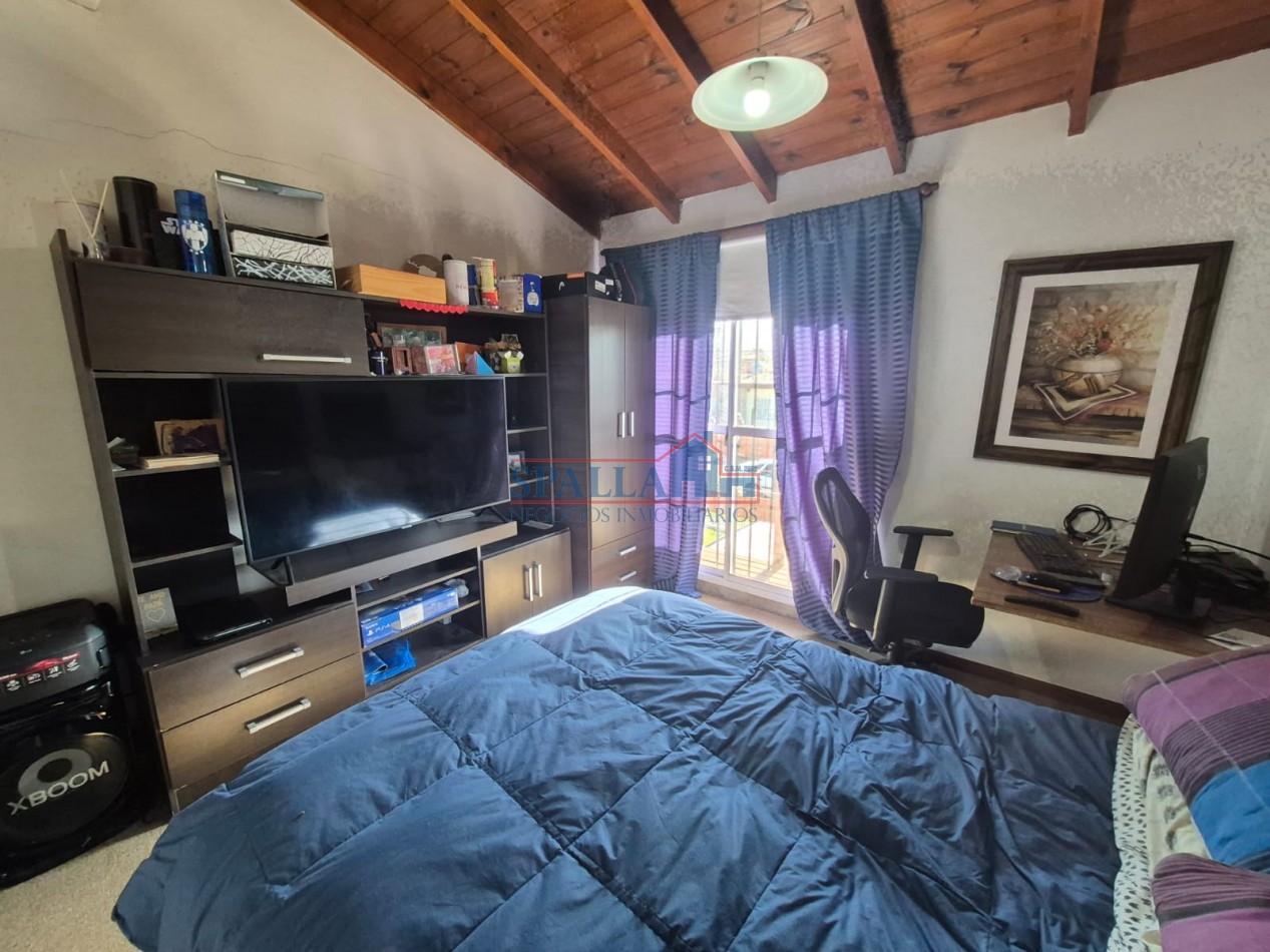 VENTA CASA 6 AMBIENTES PILAR CENTRO CON PILETA