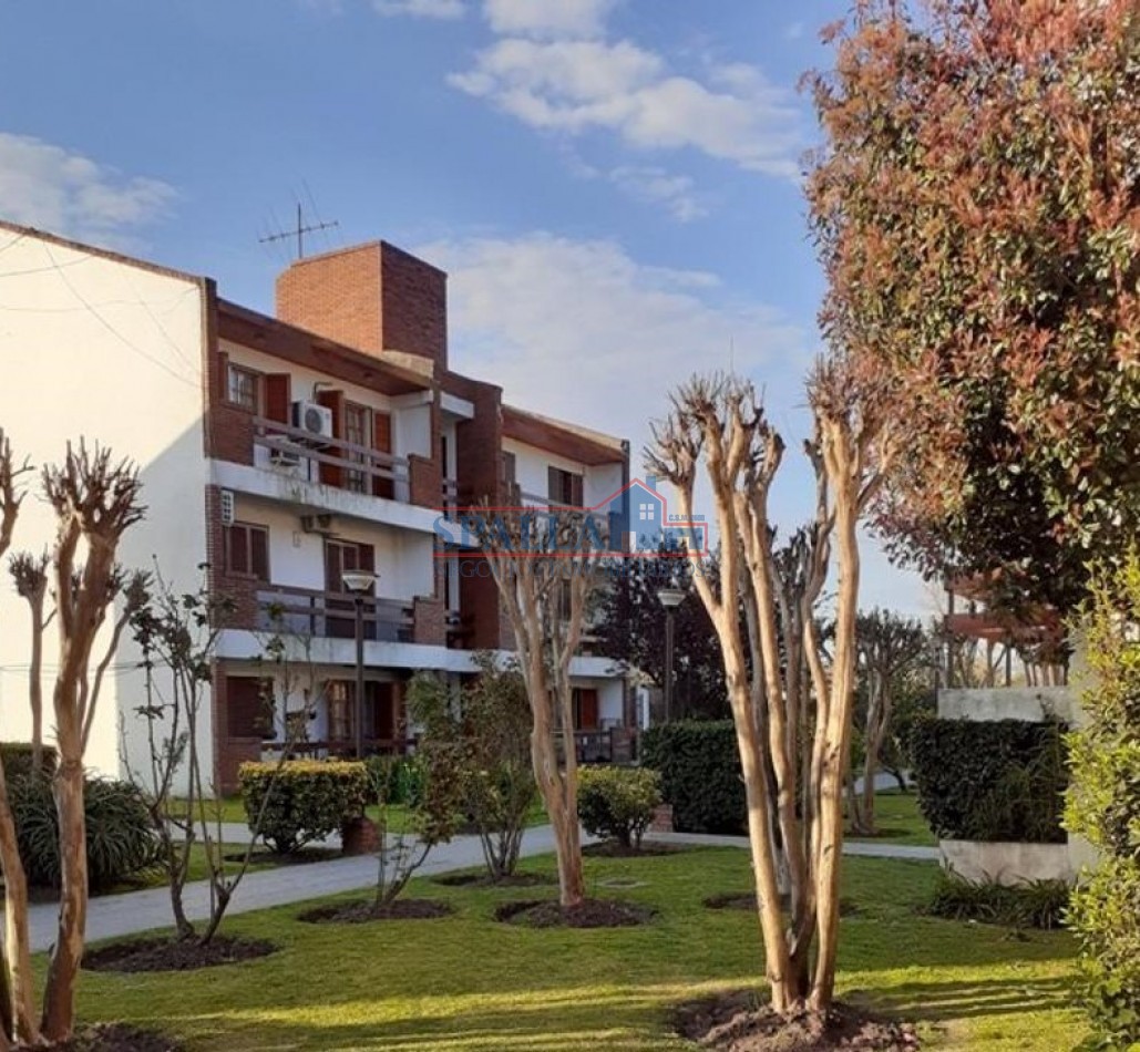 ALQUILER TRES AMBIENTES EN PILAR CENTRO CON COCHERA
