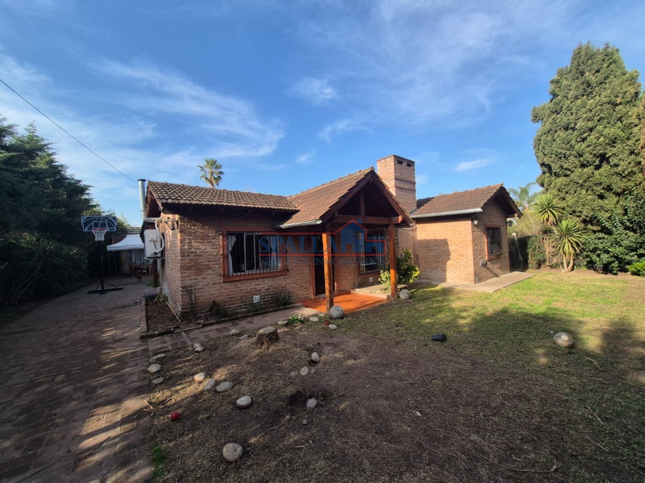 VENTA CASA BARRIO PARQUE SAKURA EXALTACION DE LA CRUZ SIN EXPENSAS