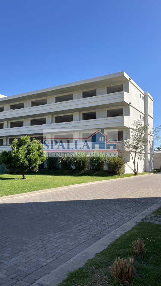 Departamento en Venta A ESTRENAR - 3 Ambientes con Dormitorio en Suite en Saravi Village, Pilar