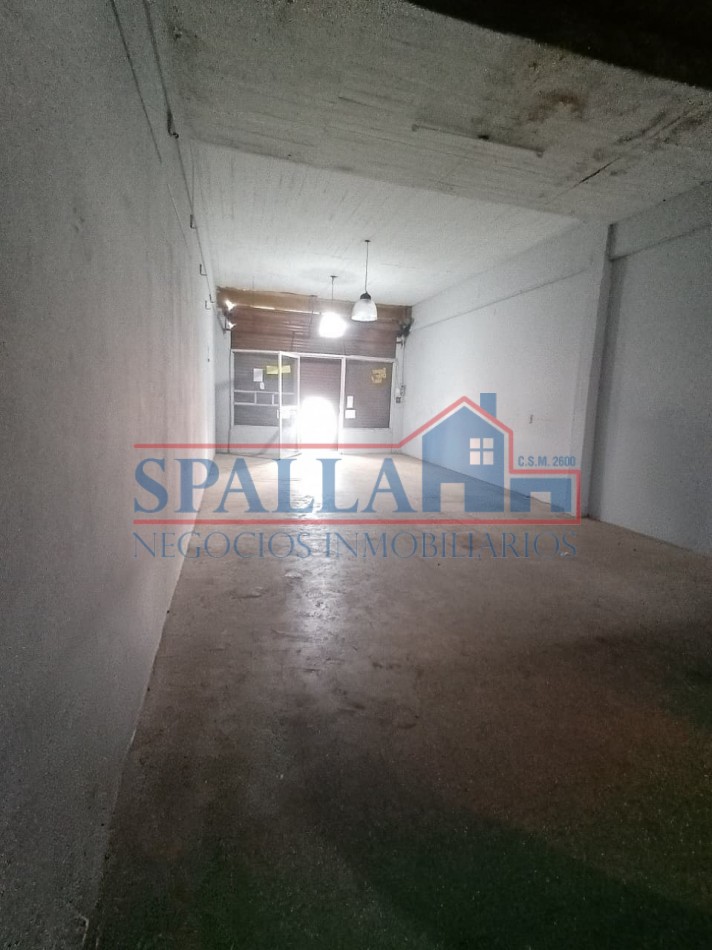 LOCAL COMERCIAL EN ALQUILER AV. CROACIA JOSE C. PAZ - ZONA COMERCIAL