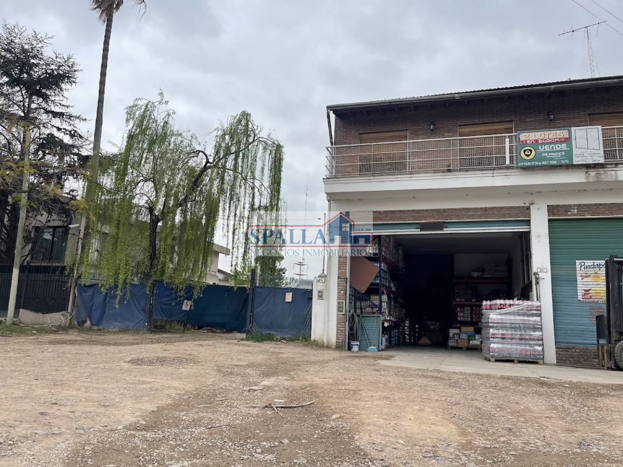 VENTA DEPOSITO COMERCIAL CON VIVIENDA Y LOTE EN PILAR - ZONIFICACION UR4