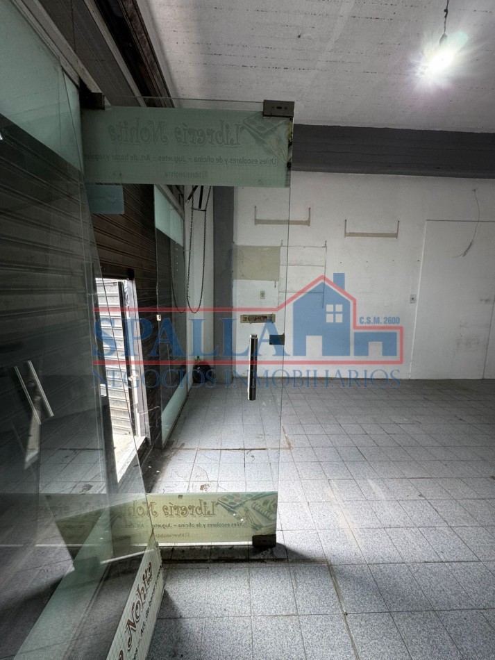 LOCAL COMERCIAL EN ALQUILER - ZONA DE ALTO TRANSITO - JOSE C. PAZ