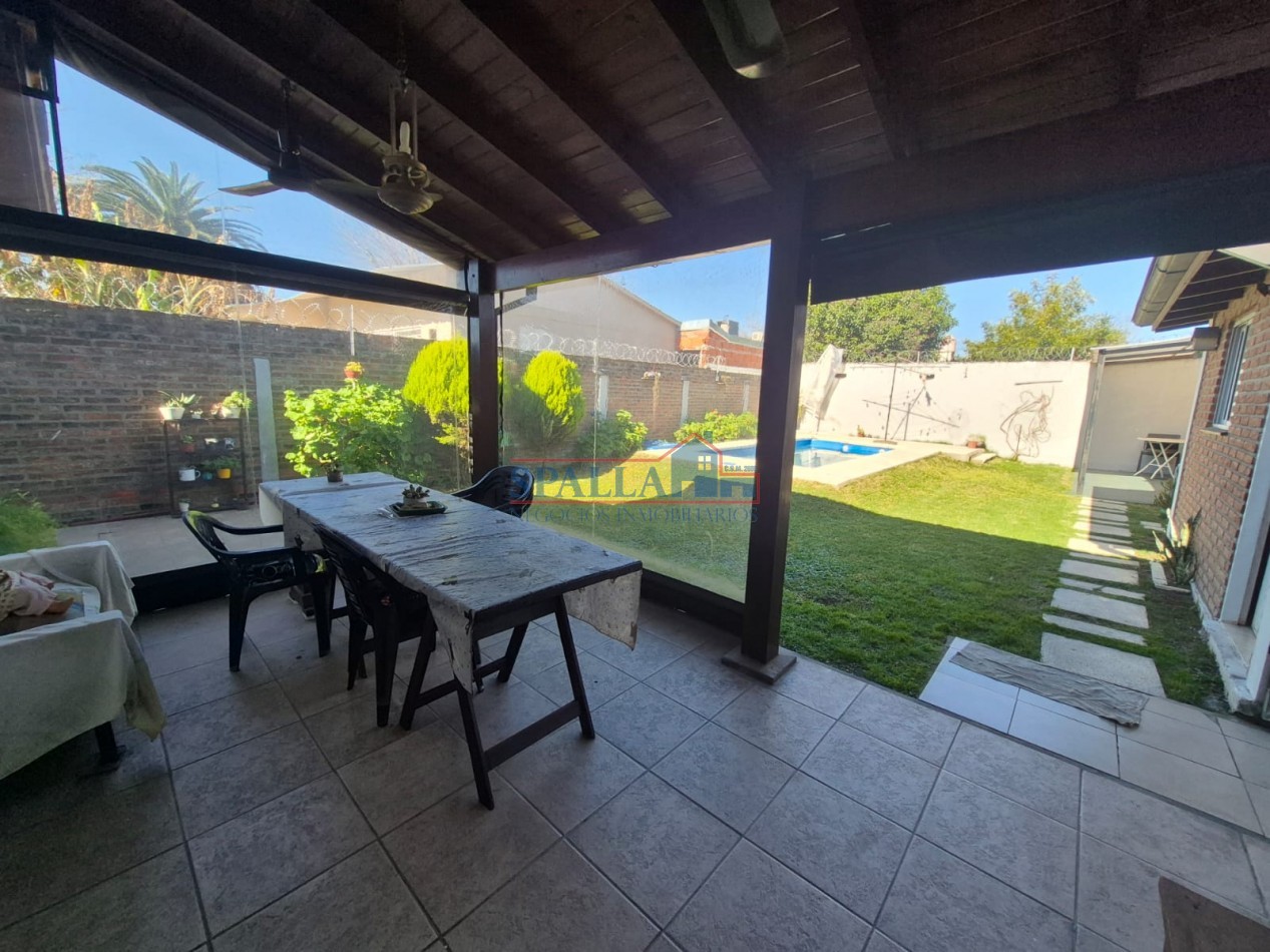 VENTA CASA 6 AMBIENTES PILAR CENTRO CON PILETA