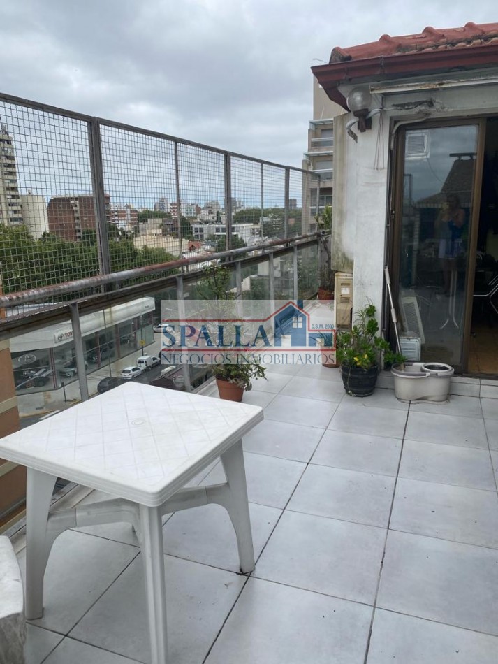 VENTA DEPARTAMENTO 3 AMBIENTE TIPO DUPLEX EN DEVOTO - APTO CREDITO