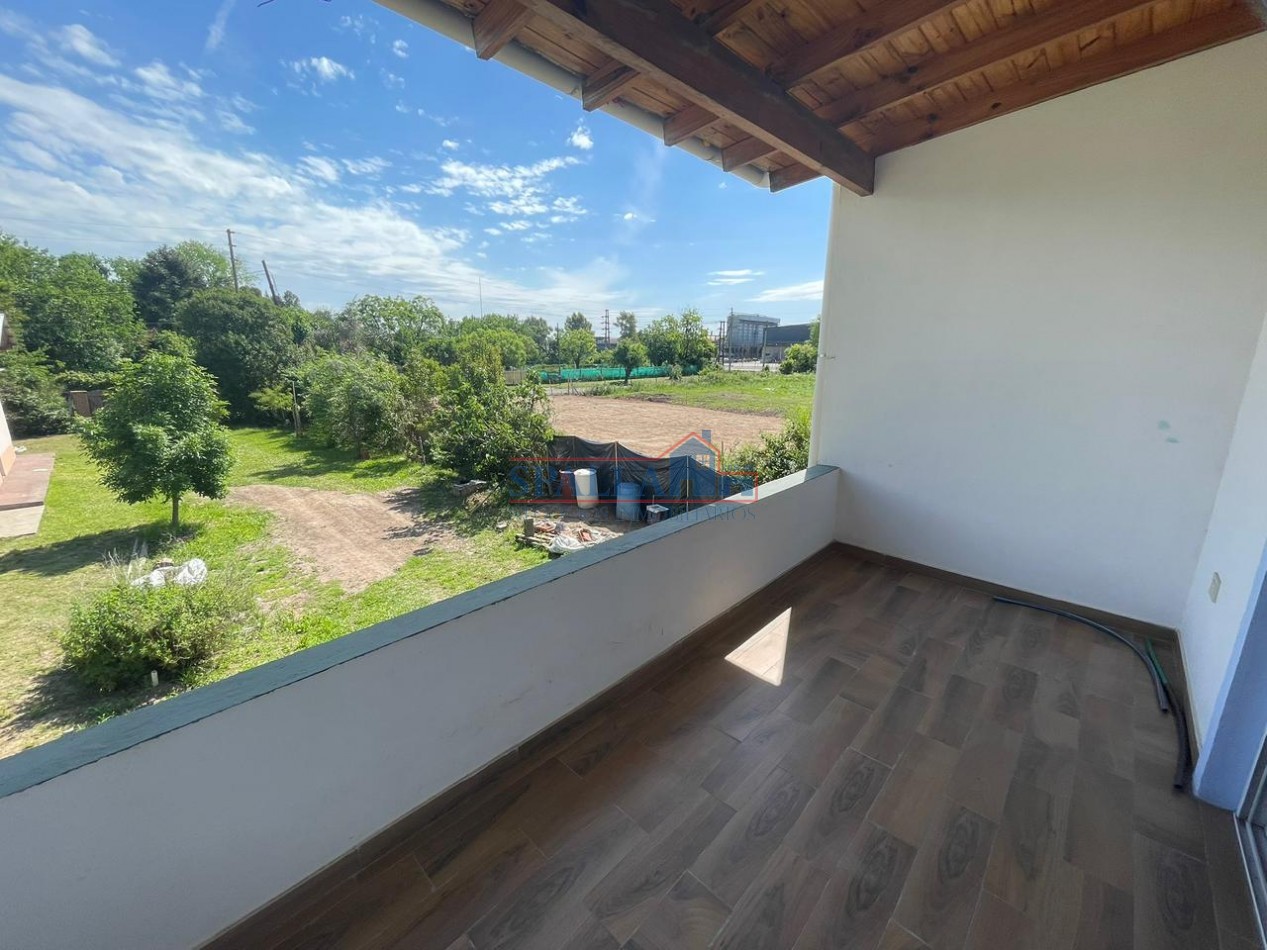 VENTA CASA DOS PLANTAS, 3 AMBIENTES VILLA ROSA PILAR 