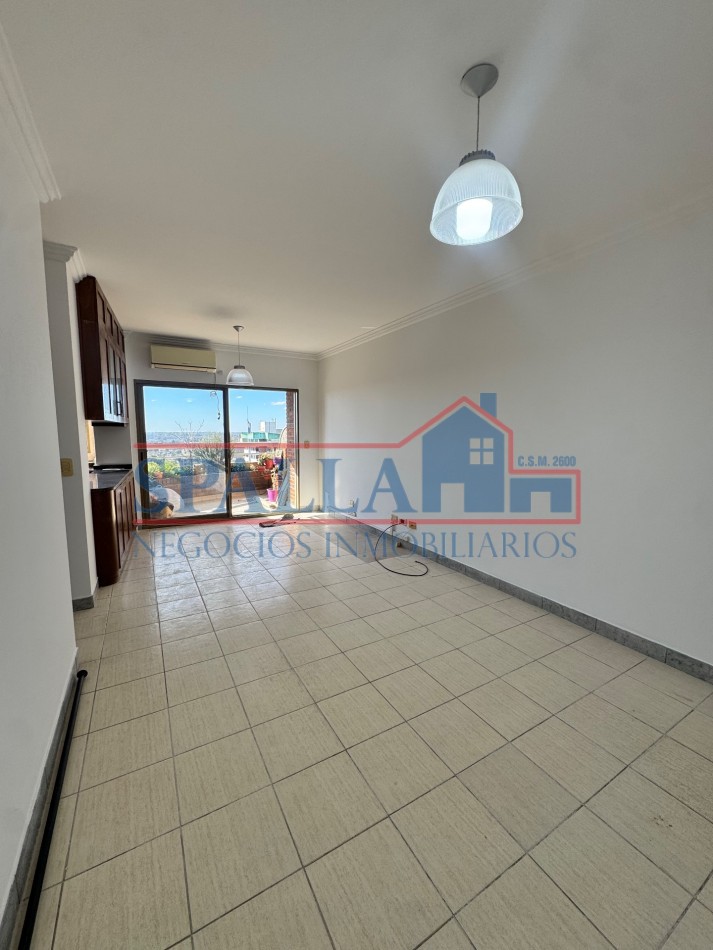EN VENTA EXCELENTE DEPARTAMENTO DE 3 AMBIENTES EN EDIFICIO BARCELONA IV - MUÑIZ, CON CHOCHERA