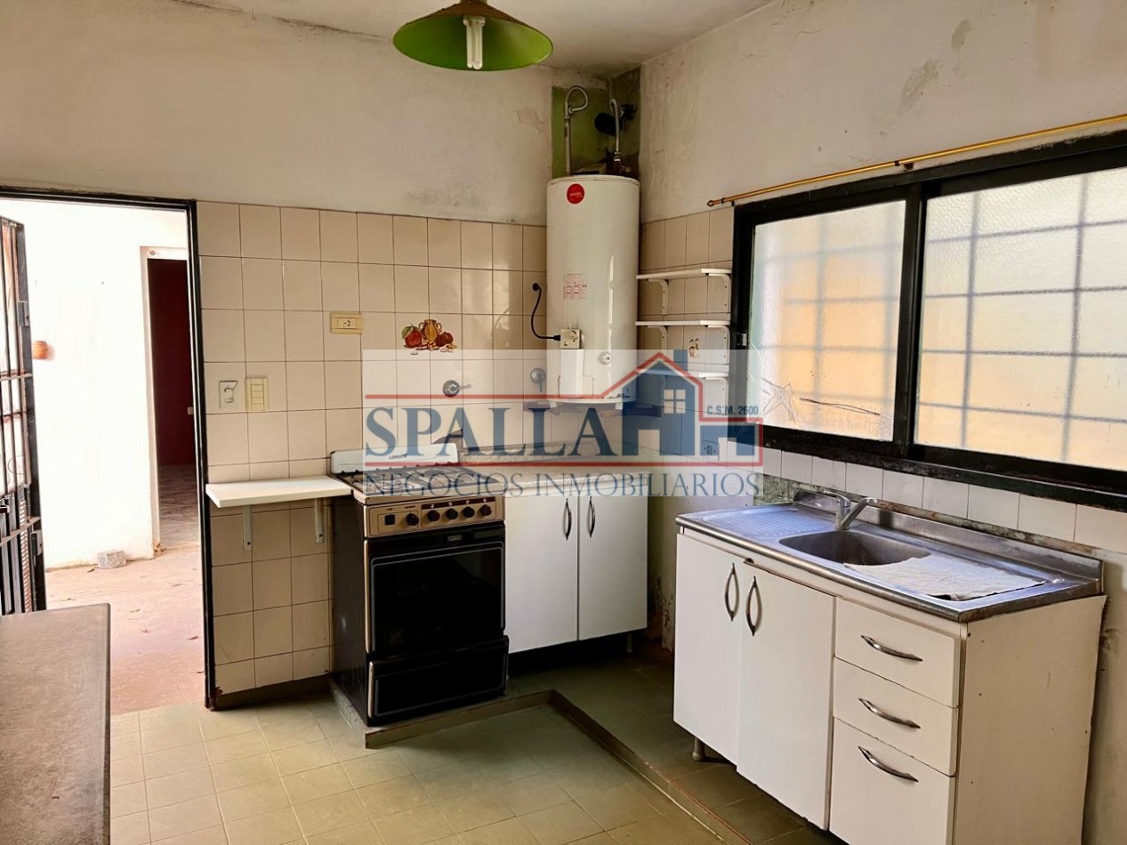 CASA 5 AMB CON DPTO 2 AMB EN VENTA JOSE C. PAZ