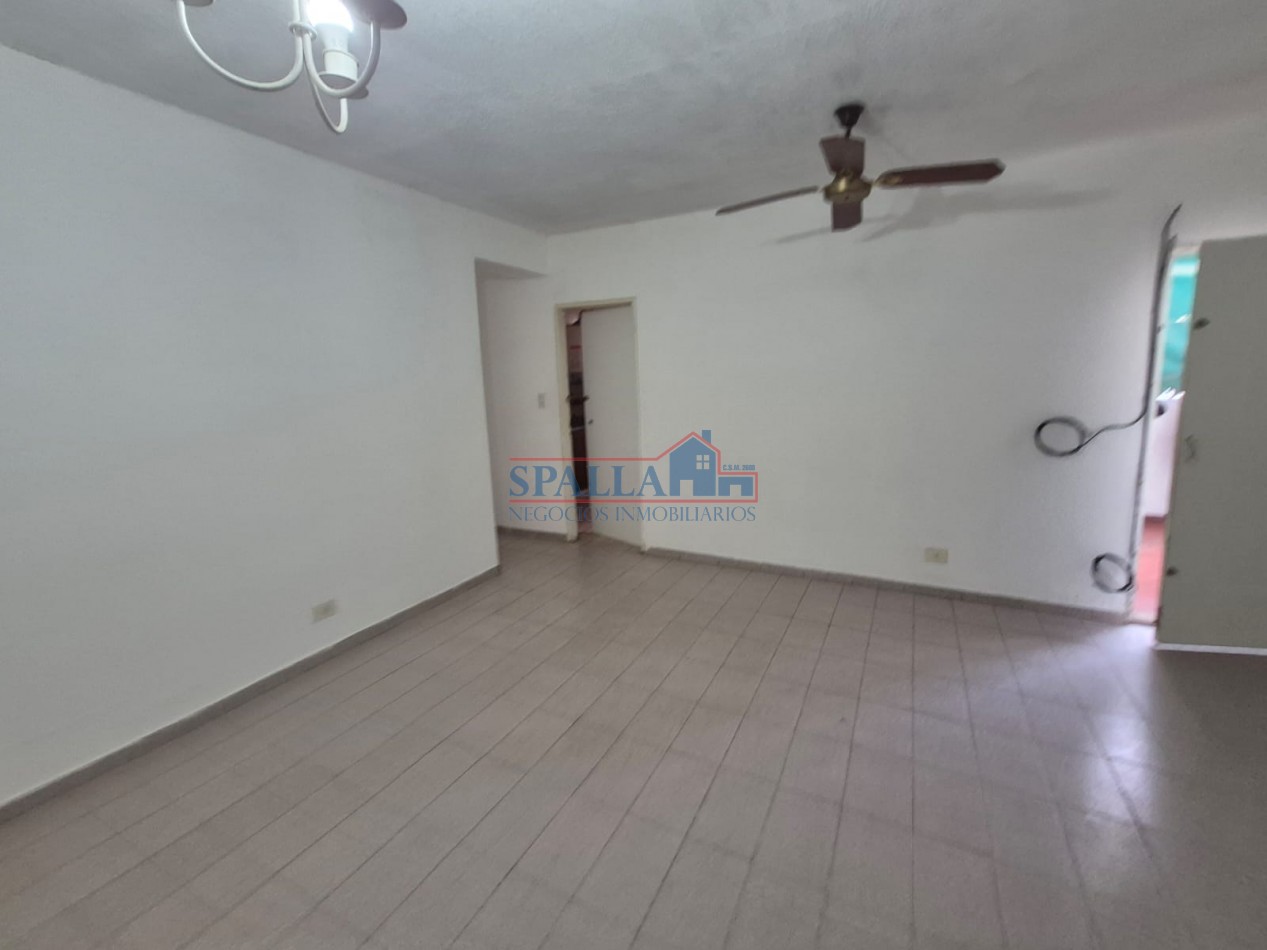 VENTA DEPARTAMENTO 4 AMBIENTES PLANTA BAJA CON COCHERA - APTO CREDITO PILAR