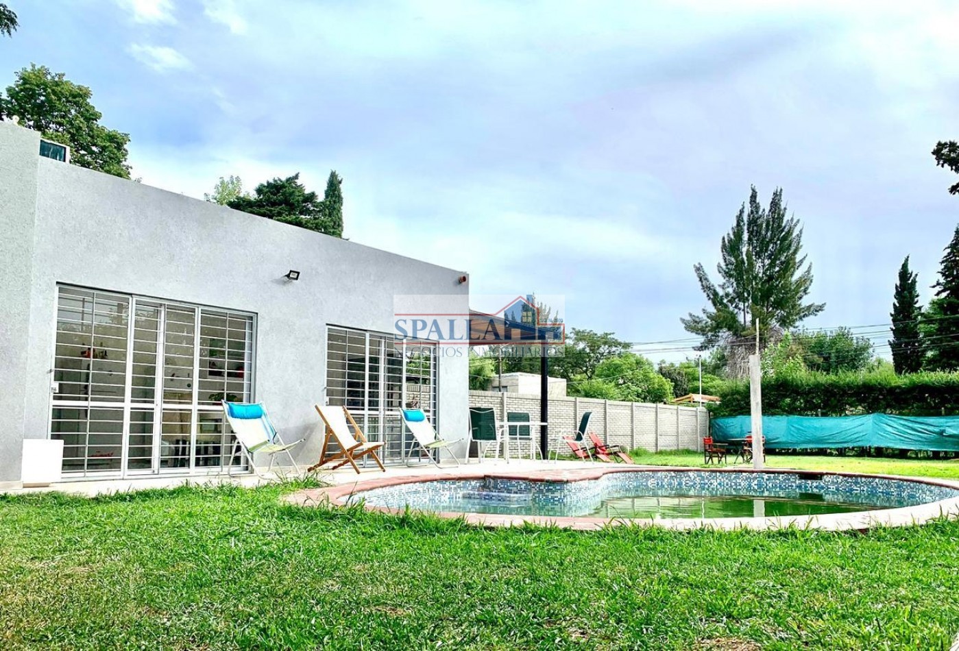 CASA QUINTA DE 2 AMBIENTES EN VENTA CON PISCINA - LA PILARICA, PILAR - APTO CREDITO