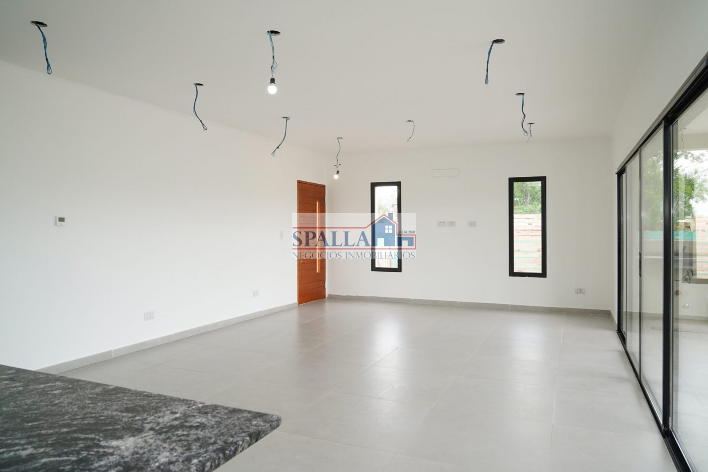 CASA EN VENTA EN POZO, BARRIO SANTA EMILIA PILAR DEL ESTE EN UNA PLANTA