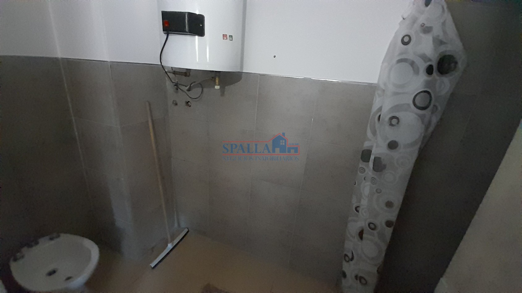 ALQUILER MONOAMBIENTE EN PRIMER PISO POR ESCALERA EN PILAR