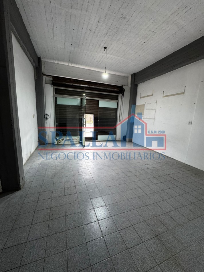 LOCAL COMERCIAL EN ALQUILER - ZONA DE ALTO TRANSITO - JOSE C. PAZ