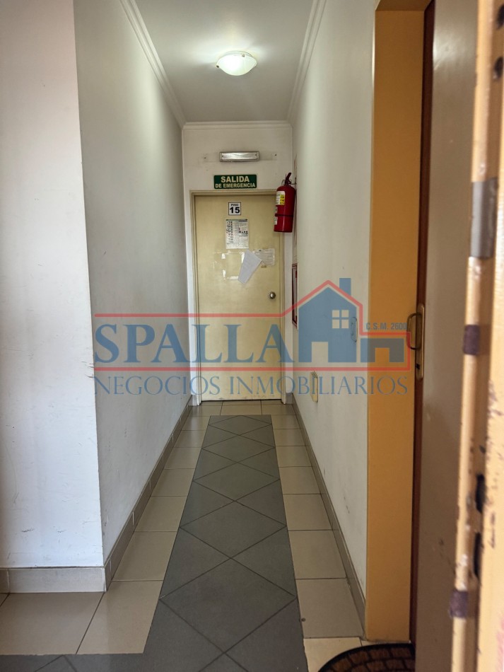 EN VENTA EXCELENTE DEPARTAMENTO DE 3 AMBIENTES EN EDIFICIO BARCELONA IV - MUÑIZ, CON CHOCHERA