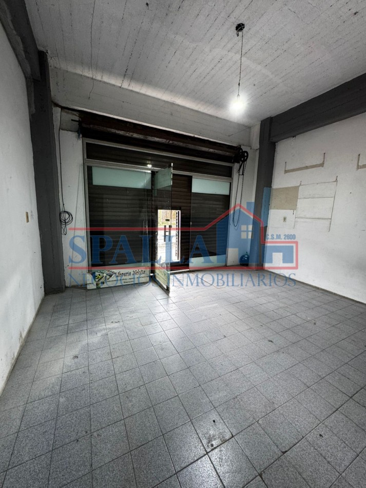 LOCAL COMERCIAL EN ALQUILER - ZONA DE ALTO TRANSITO - JOSE C. PAZ