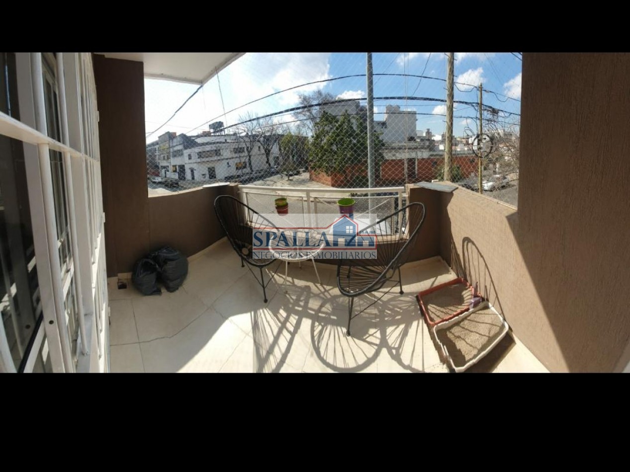 VENTA EXCELENTE DEPARTAMENTO 2 AMBIENTES EN LINIERS APTO CREDITO