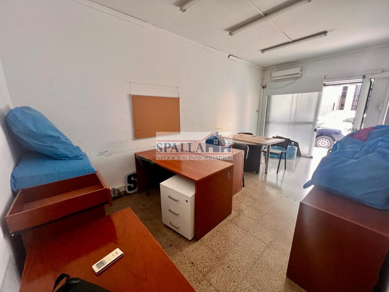 VENTA EXCELENTE PROPIEDAD APTA COMERCIAL O RESIDENCIAL, ZONIFICACION UCA, PILAR CENTRO. OPORTUNIDAD - APTO CREDITO