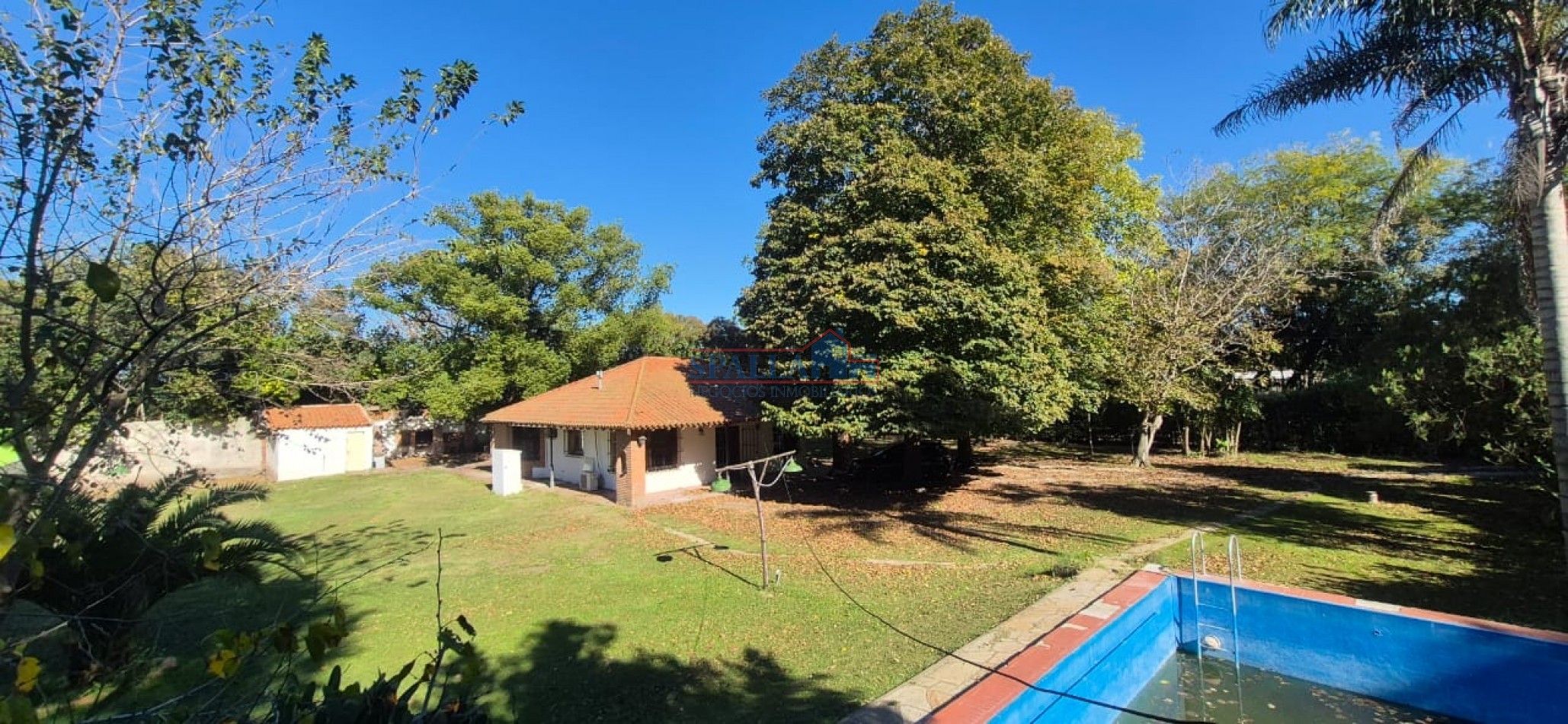 VENTA CASA QUINTA 4 AMBIENTES APTA CREDITO EN PRESIDENTE DERQUI PILAR, CON PILETA
