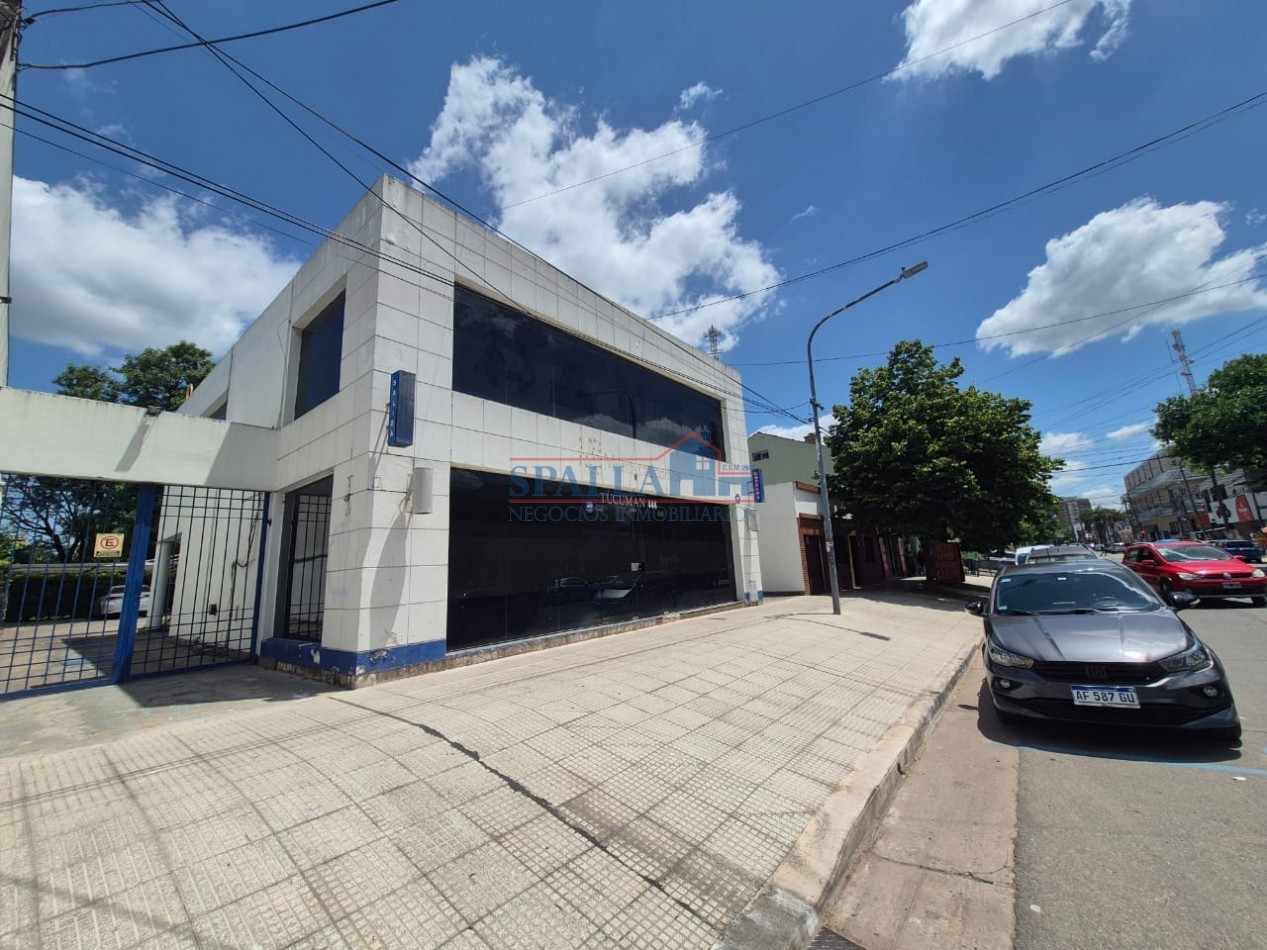 VENTA LOCAL COMERCIAL CON ESTACIONAMIENTO PROPIO PILAR CENTRO
