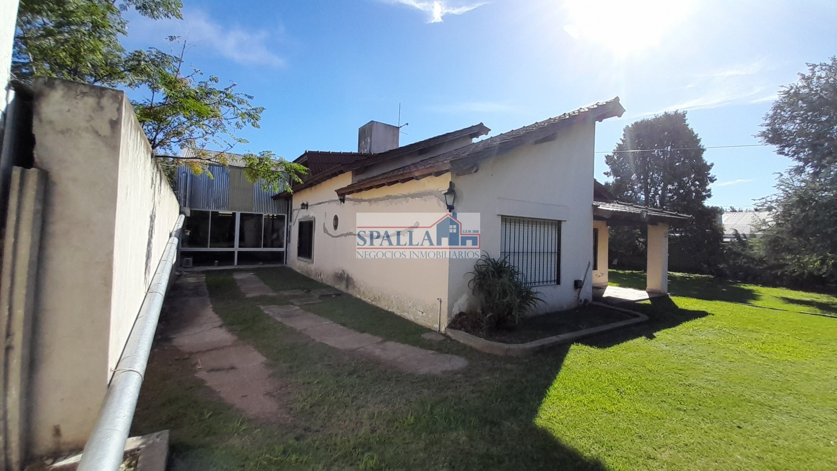 ALQUILER CASA QUINTA USO COMERCIAL CON TINGLADO CERRADO EN PILAR, MULTIPLES USOS - DEPOSITO