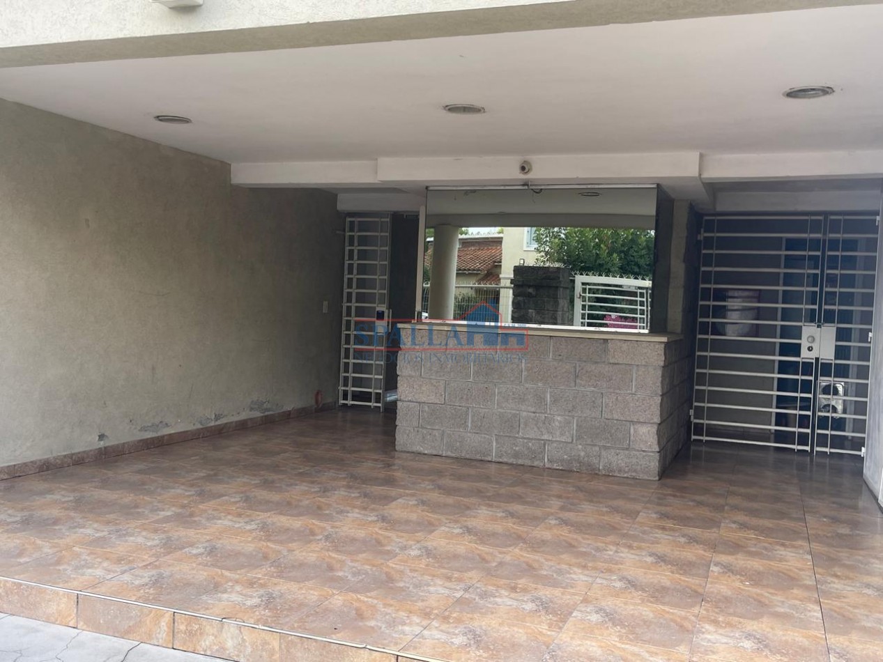 VENTA MONOAMBIENTE AMPLIO CON ENTREPISO PILAR CENTRO APTO CREDITO