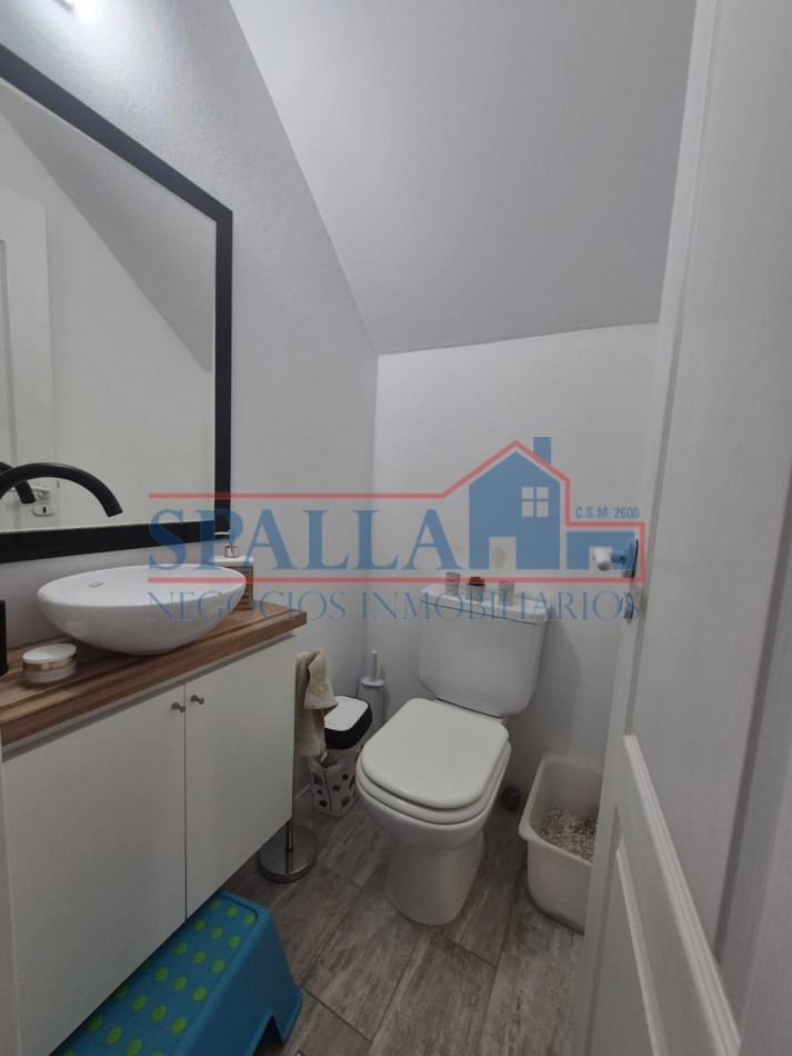 ALQUILER DUPLEX 3 AMBIENTES SEMI AMOBLADO EN COMPLEJO METZ VILLAGE PILAR