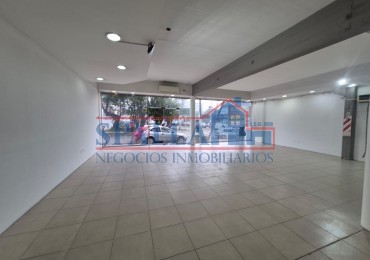 ALQUILER LOCAL PILAR CENTRO A METROS DE PANAMERICANA