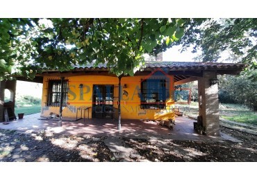 VENTA CASA QUINTA 4 AMBIENTES APTA CREDITO EN PRESIDENTE DERQUI PILAR, CON PILETA